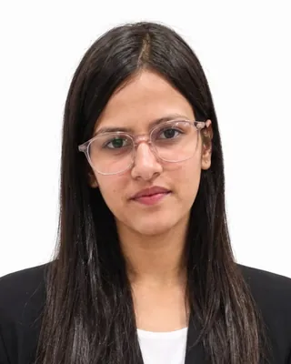 Kanika — সিনিয়োর অ্যাসিস্ট্যান্ট
