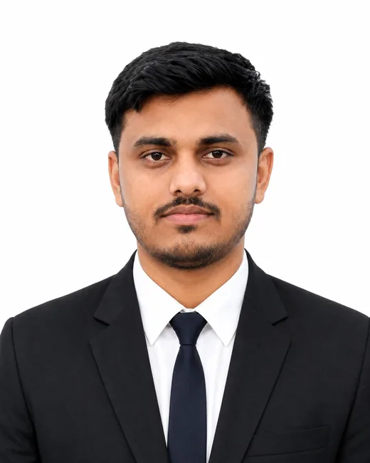 Naveen Kumar — সিনিয়র এক্সিকিউটিভ